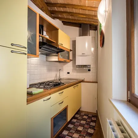 Alloggio per agriturismo La Farneta *